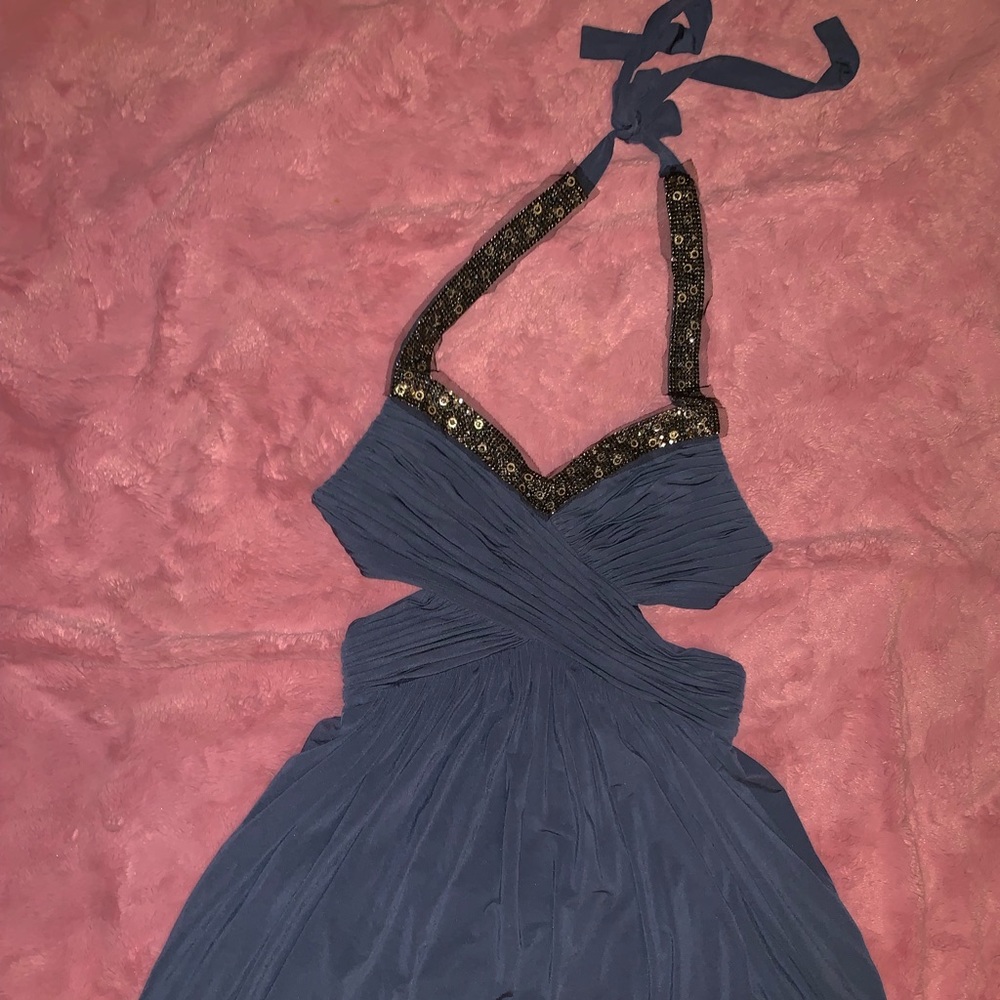 Gorgeous navy BCBG cocktail dress w/ side cutouts - Picture 3 of 8